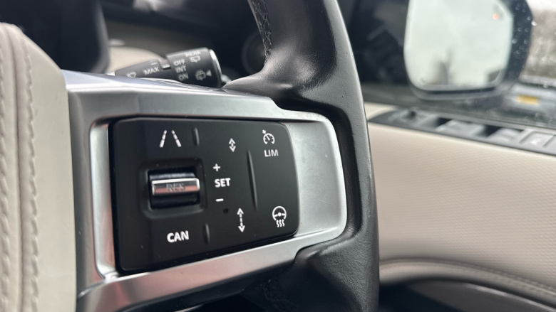 Land Rover Discovery 3.0 D300 Metropolitan Edition 5dr Auto Diesel Station Wagon